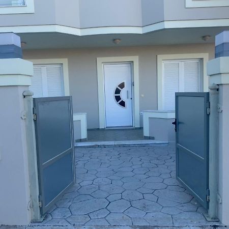 Kos Suite Home Platanion Bagian luar foto